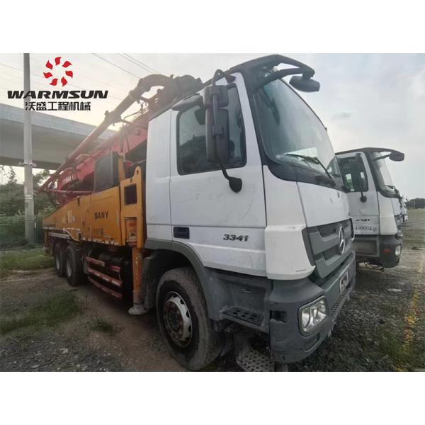 Capacidad 49m SANY Concrete Pump Truck 2013 modelo con motor diesel y chasis Mercedes