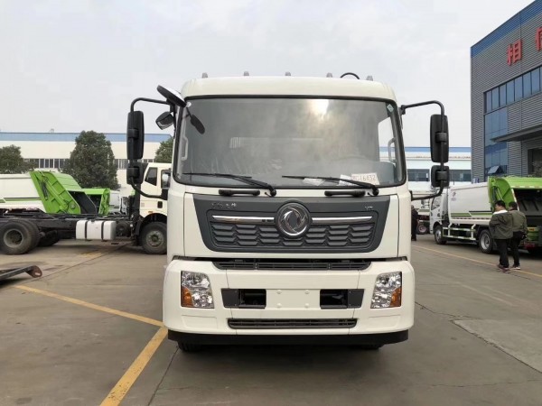 Используемые дизельные тележки 8 длинного метров Compactor RHD выжимк Dongfeng емкости загрузки ³ 10m