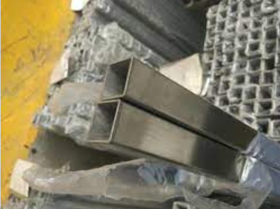 Color Coated Stainless Steel Square Pipe Anti Abrasion Heatproof