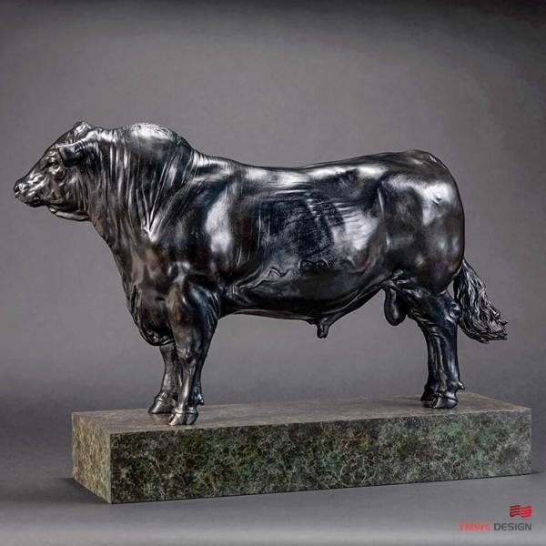 Artistic Installation Life-size Stainless Steel Bull Pipe Statue for Modernistic Style