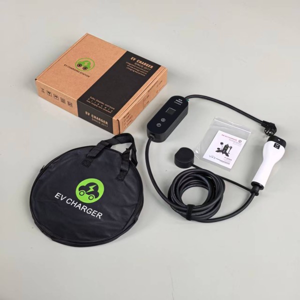 3.5KW Type2 Portable EV Charger 16A Adjustable Current IEC62196 Home EV Charging Cable