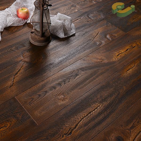 Three Layer Engineered Wood Flooring 20mm European Oak with Black Embossed Finish
