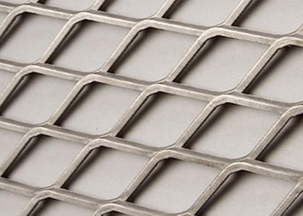 Os painéis de malha do diamante do aço suave furam o serviço durável do ODM do OEM da aparência 4*8