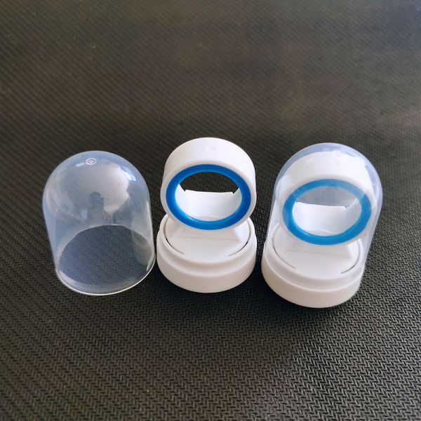 Custom Color PE Bottle Stopper Plastic Bottle Lid Caps For Cosmetic Aerosol Tin