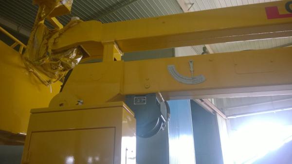 Truck Mounted Lift 18m Max Operating Radius For Over Machinery,with CE