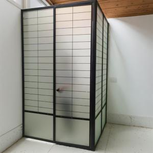 Experience Unmatched Safety and Style with Our Tempered Glass Shower Enclosure