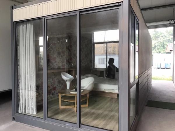 Glass Curtain Wall Prefabricated Steel Frame Office Container Showroom House
