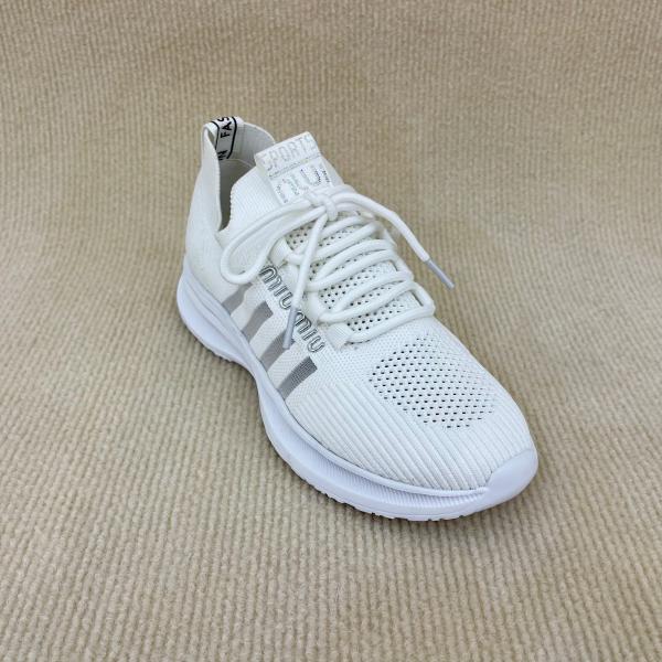 Lightweight White Sneakers Women Antislip Soft Leather White Trainers