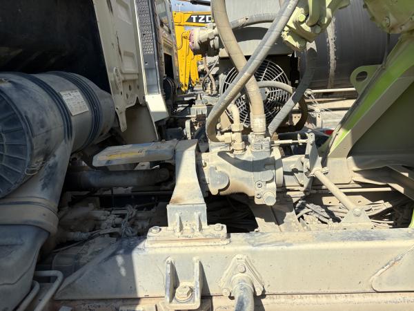2020 Zoomlion Used Concrete Mixer Truck 12m3 Diesel HOWO