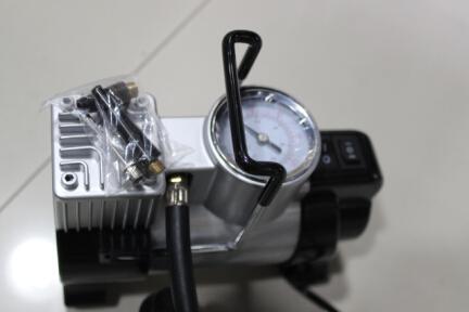 DC 12V Auto Car Pump Portable Tire Inflator Mini Air Compressor Tire Tyre Inflator