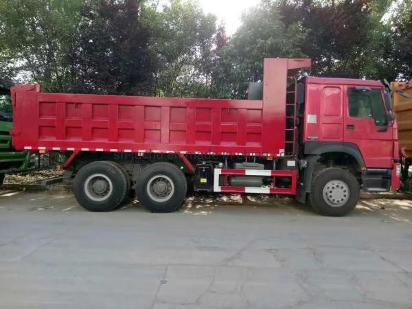 SINOTRUK HOWO 375 camion de décharge 31-40t Euro 3 6×4 utilisé