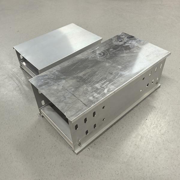 Plateau de câbles en aluminium de 100 mm à 1000 mm, résistant au feu et à la corrosion