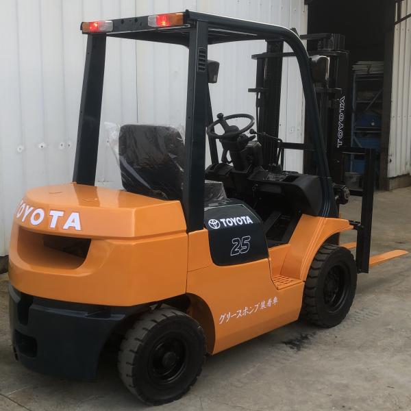 Toyota Ford Lift de 2,5 toneladas para almacenamiento y fabricación
