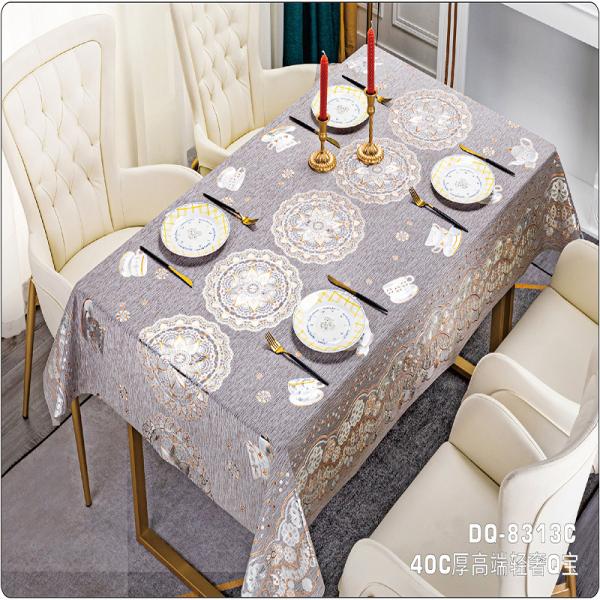 Cobertura de mesa de PVC para piquenique ao ar livre Camping Forma retangular à prova de óleo à prova de derrames