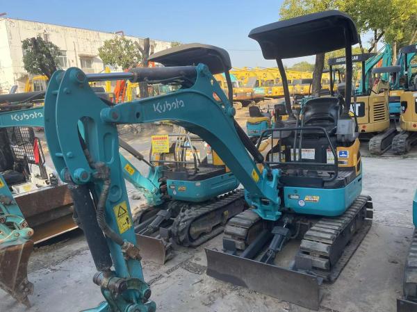 Original Color Used Kobelco Excavator U17 High Efficiency For Working Indoors