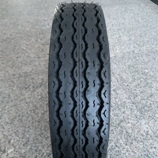 Motorcycle Tires 4.00-8 Produce Capacity 5000 pcs per day Harley Davidson Scooters