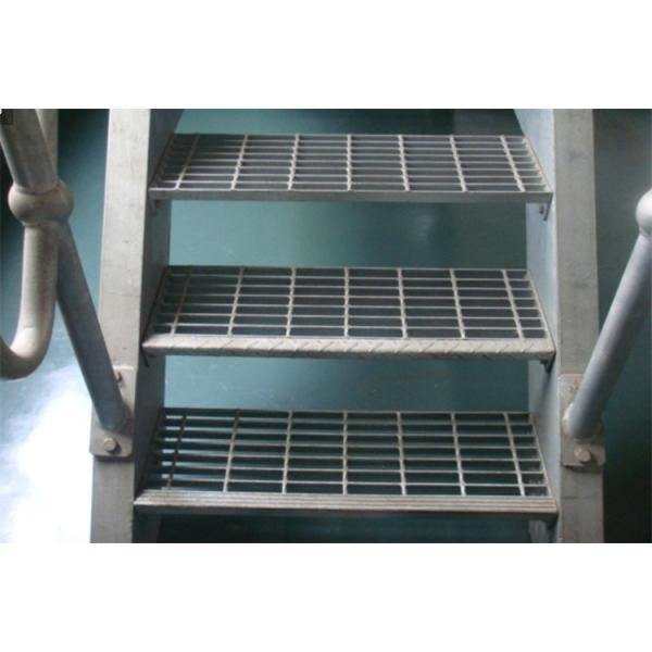 4mm Bearing Bar And Cross Bar Thickness Steel Walkway Grating For Stair Tread
