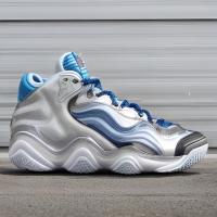 Los zapatos de baloncesto de juventud no resbalosos para hombres son suaves y cómodos.