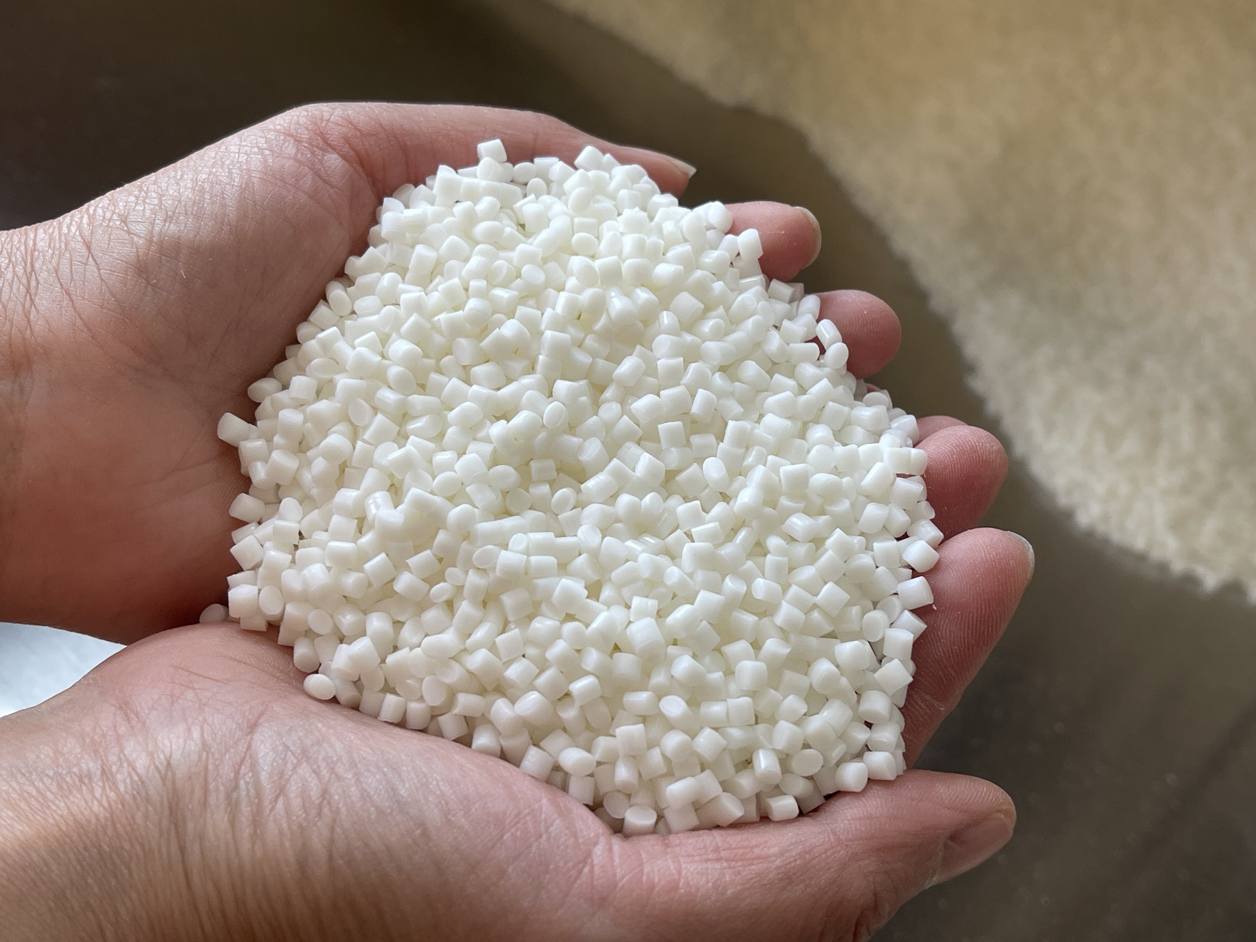 TEEE Resin；Plastics Modify Use Thermoplastic Polyether Ester Elastomer