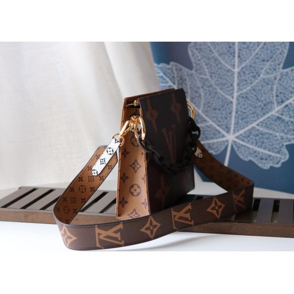 M47547 Wash Bag Monogram Carvas And Genunie Leather Luxury Chain Bag Make Up Cross-Body Bag