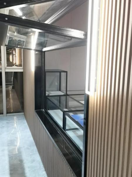 Zurich Precision-Engineered Folding Windows - ±0.1mm Manufacturing Tolerances