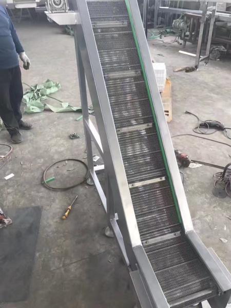                  Container Truck Loading Unloading Flexible Belt Conveyor Motorized Telescopic Roller Conveyor for Carton Box             