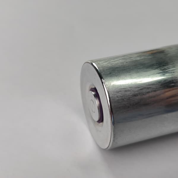 SEALING AND WELDING OF CYLINDRICAL BATTERIES LASER WELDING MACHINE