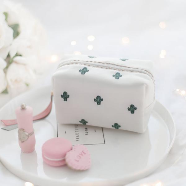 Digital Printed Portable Personalised Basics Square Satin Makeup Bag For Girls