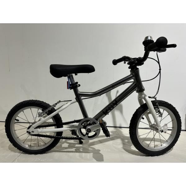 Kids Steel Frame Coaster Brake Bicycle With 4 Wheels Single Speed And Pneumatic Tires