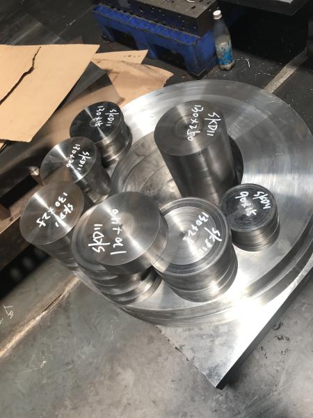 JIS SKD11 Turned Surface Cold Work Tool Steel Dia400mm Forged Steel Round Bar