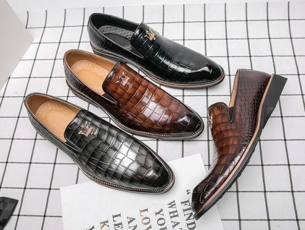 Trendy And Fashionable Men Leather Shoes Formal Attire Pointed Leather Shoes
