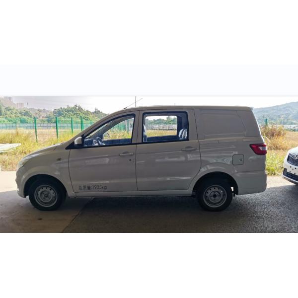 Корабли шестерни коммерчески MPV LHD 1.5L Нефти Van Макс 155kmh 5MT