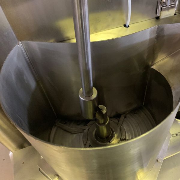 Tablet Press Machine Suitable for Producing Tablets with Uniform Size Shape and Weight in Pharmaceutical Applications