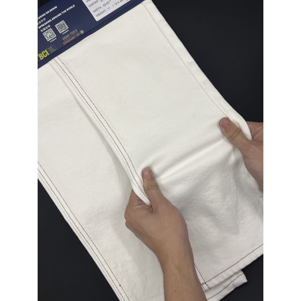 8.6oz White Stretch Denim Fabric Soft Drape Denim 157cm - 160cm With 0.7% Spandex