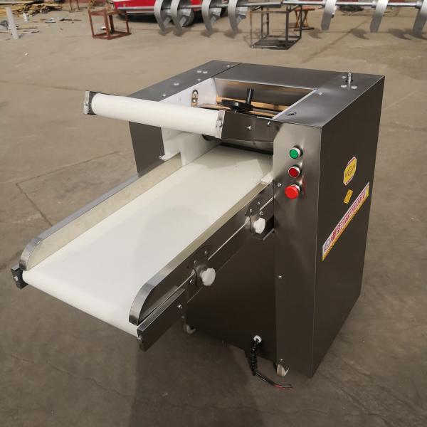 Machine à rouleaux automatique à feuille de pâte en acier inoxydable croissant manuel 300 kg/h