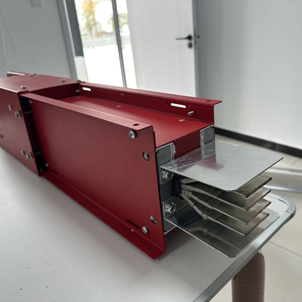 Conducto de barra de bus eléctrico de cobre de baja tensión, denso, resistente al fuego y cerrado