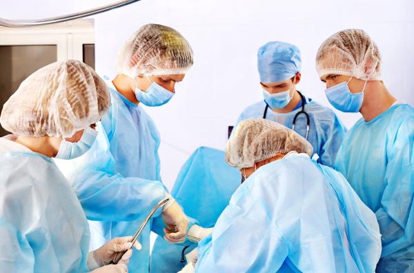 High Quality Disposable Surgical Hospital Isolation Gown High Quality PP Isolation Gown