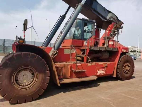 2010 Model Used Container Reach Stacker Crane ZPMC ZHRS45 Highly Efficient