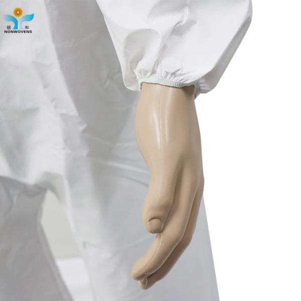 White Blue Disposable Protective Coverall Elastic Cuff Dustproof With Breathable Material