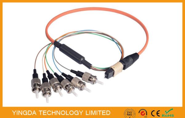 Em volta 8 da fibra MPO/ST ventile - transporte para fora o cabo Om2, ligação em ponte 900um do conector masculino de MTP