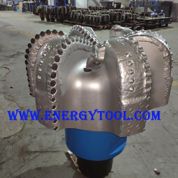 APIスペック 17-1/2 インチ オイルウェル ポリ結晶ダイヤモンド コンパクト Pdcビット