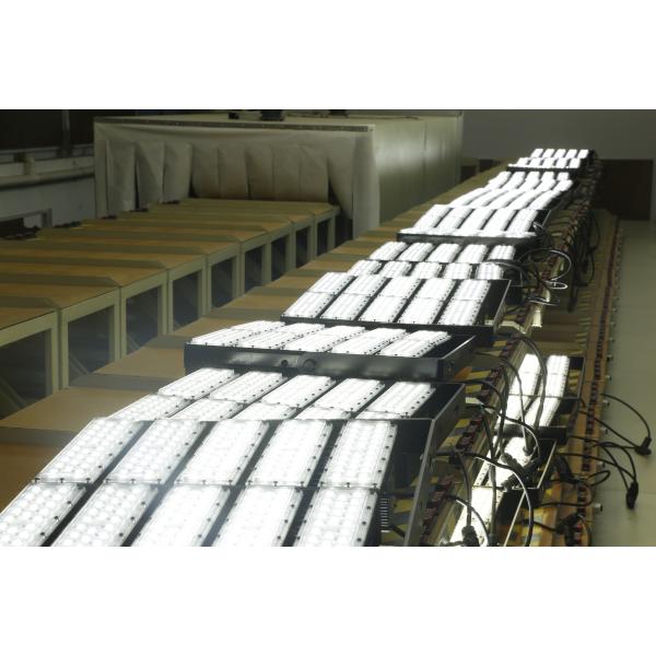 LED tennis court Light 150W 100W 60°/90°/120°- 155lm/w LED sports with CB approved for 50000 hours lifespan