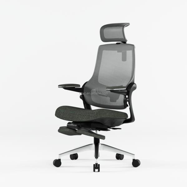 Ergonomic High Back Swivel Chair With Footrest Waterproof Easy Maintenance