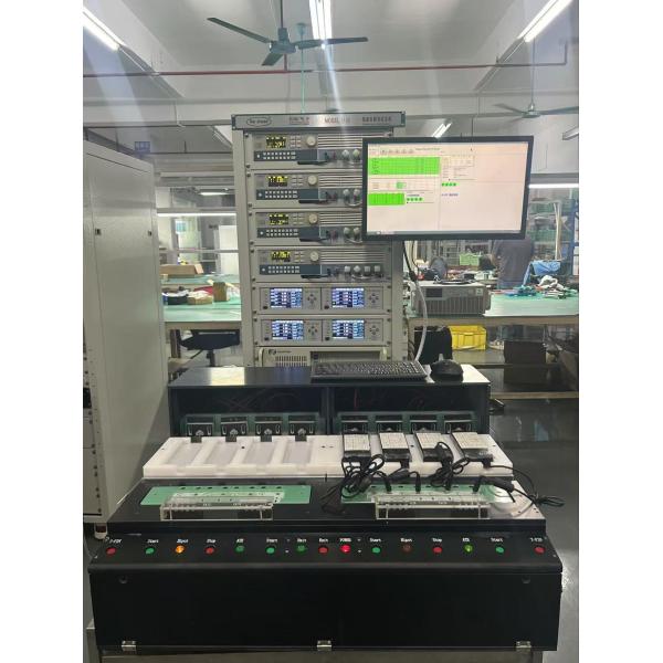 完成した移動電源バンクの総合試験装置 高精度系数 高速 安定試験