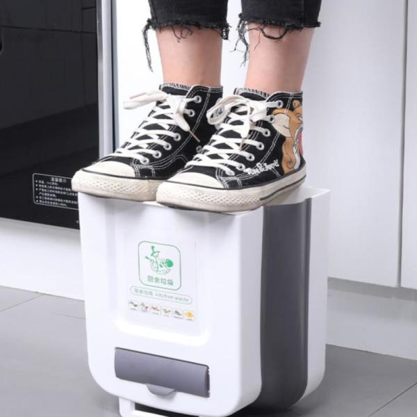 Hanging Cutting Board Waste Container 10l Plastic Folding Wall Mounted Kitchen Trash Can With Soft Close