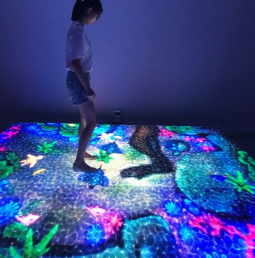Lightweight，Durable Indoor/Outdoor LED Floor Tile Screen RGB Color Changing Lighting