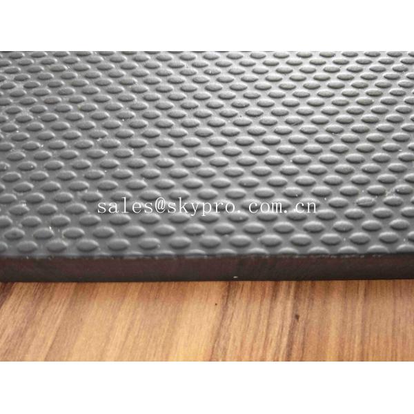 無毒な無臭の黒い溝のグリップの上の織り目加工のエヴァの泡の靴の足底シート