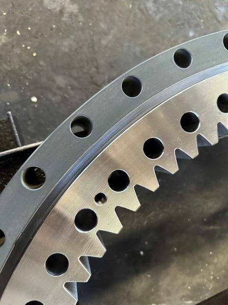 KBB0878 Excavator Slewing Bearing Ring With External Gear Customized