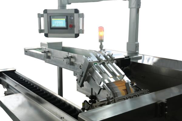 High Speed Small Box Packing Continuous Automatic Vertical Packaging Cartoning Machine