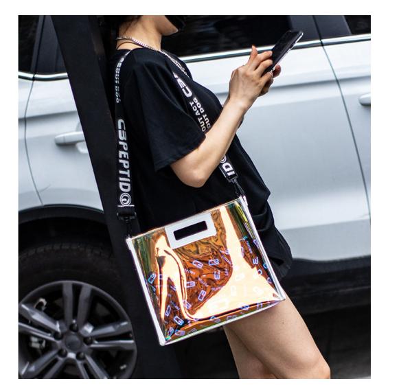 Custom Digital Printing Trendy Transparent PVC Shoulder Handbag Durable Washable Holographic Women'S Tote Shopping Bag